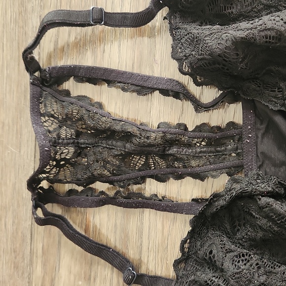 PINK black lace bra 36D - Picture 3 of 8